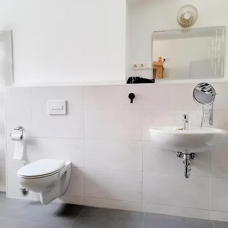 Neu! Schwarzenberg Apartment